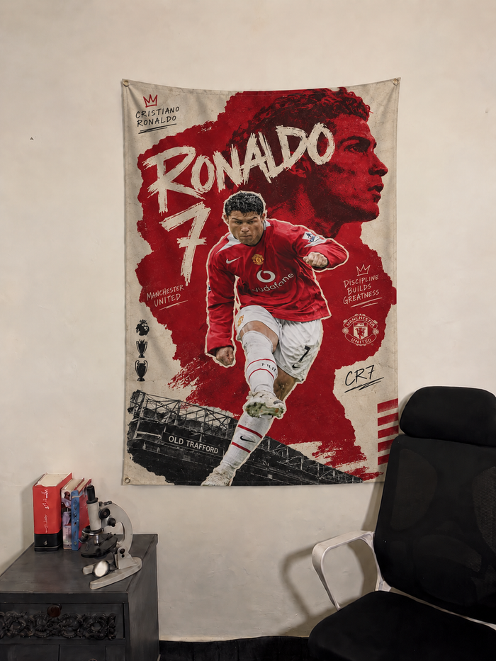 Ronaldo the Number 7 Wall Tapestry