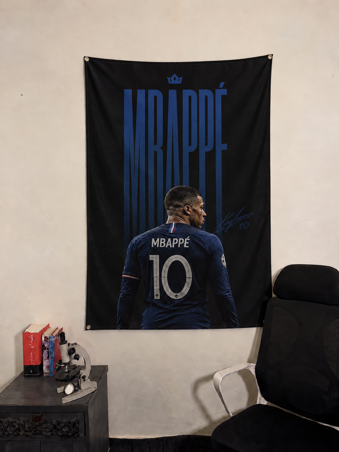 Mbappé the Number 10 Wall Tapestry