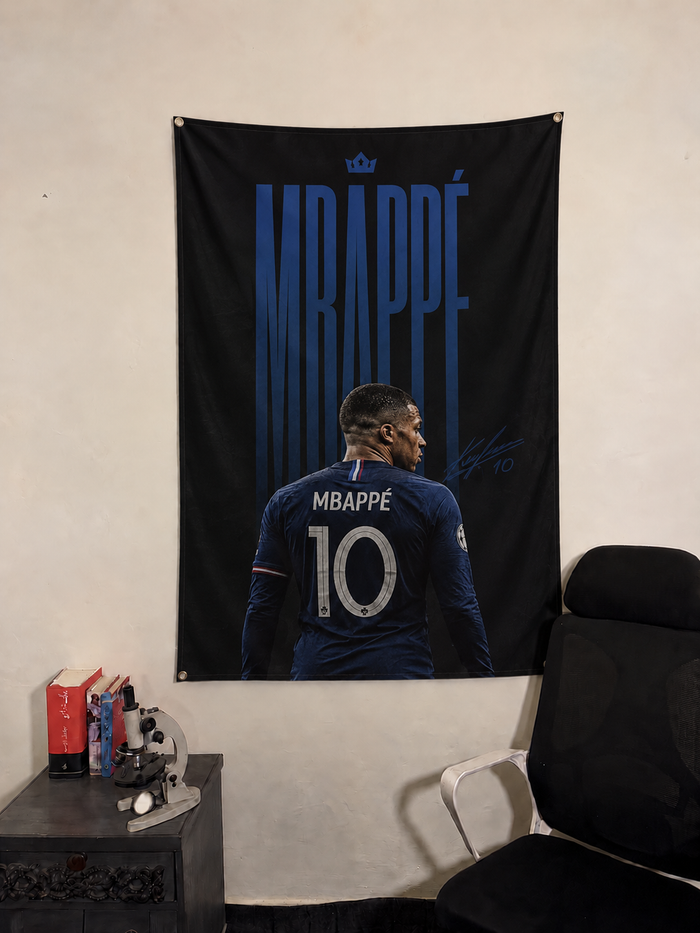 Mbappé the Number 10 Wall Tapestry